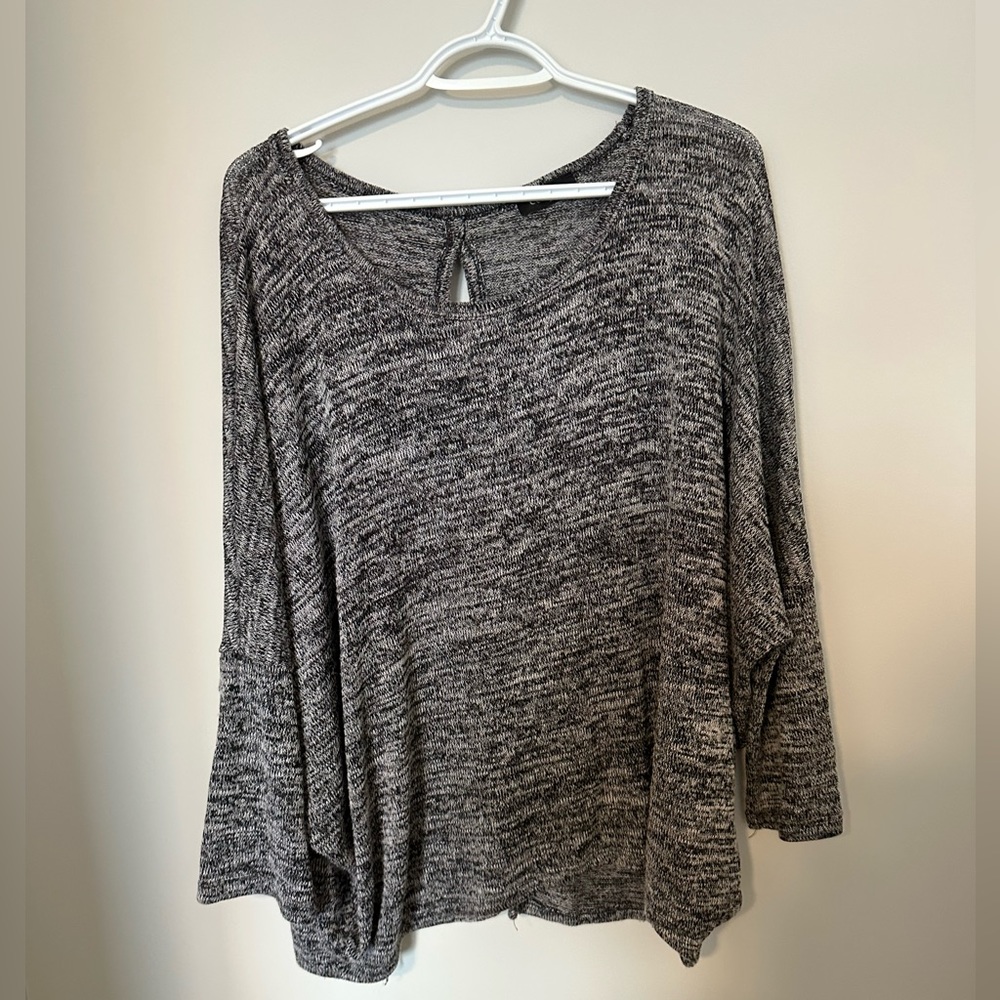 3/4 dolman knit top